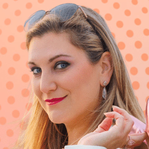 Amanda Robinson, founder & CEO of The Digital Gal Inc